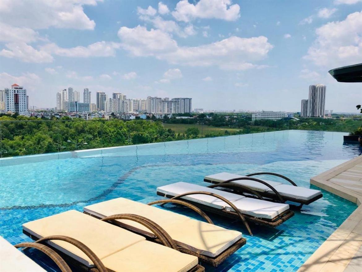 Dingd0Ng Suites - The Sun Avenue - Free Pool & Gym